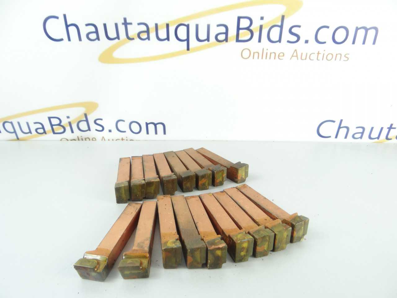 Lot of 17 NEW Carbide Tipped Tool Bits - MACHINING ACCESSORIES & TOOLING