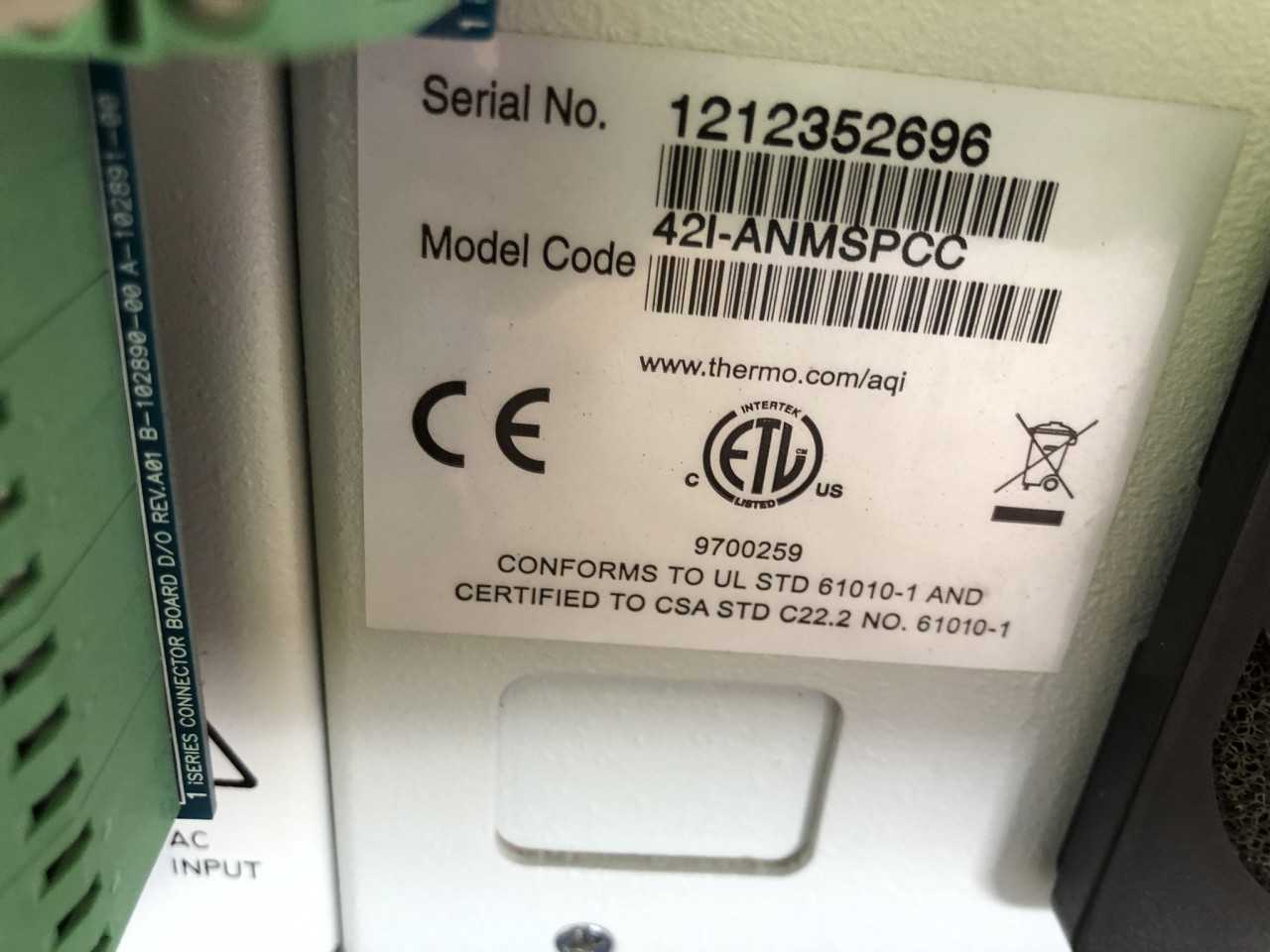 One lot of ThermoScientific Equipment - MISCELLANEOUS
