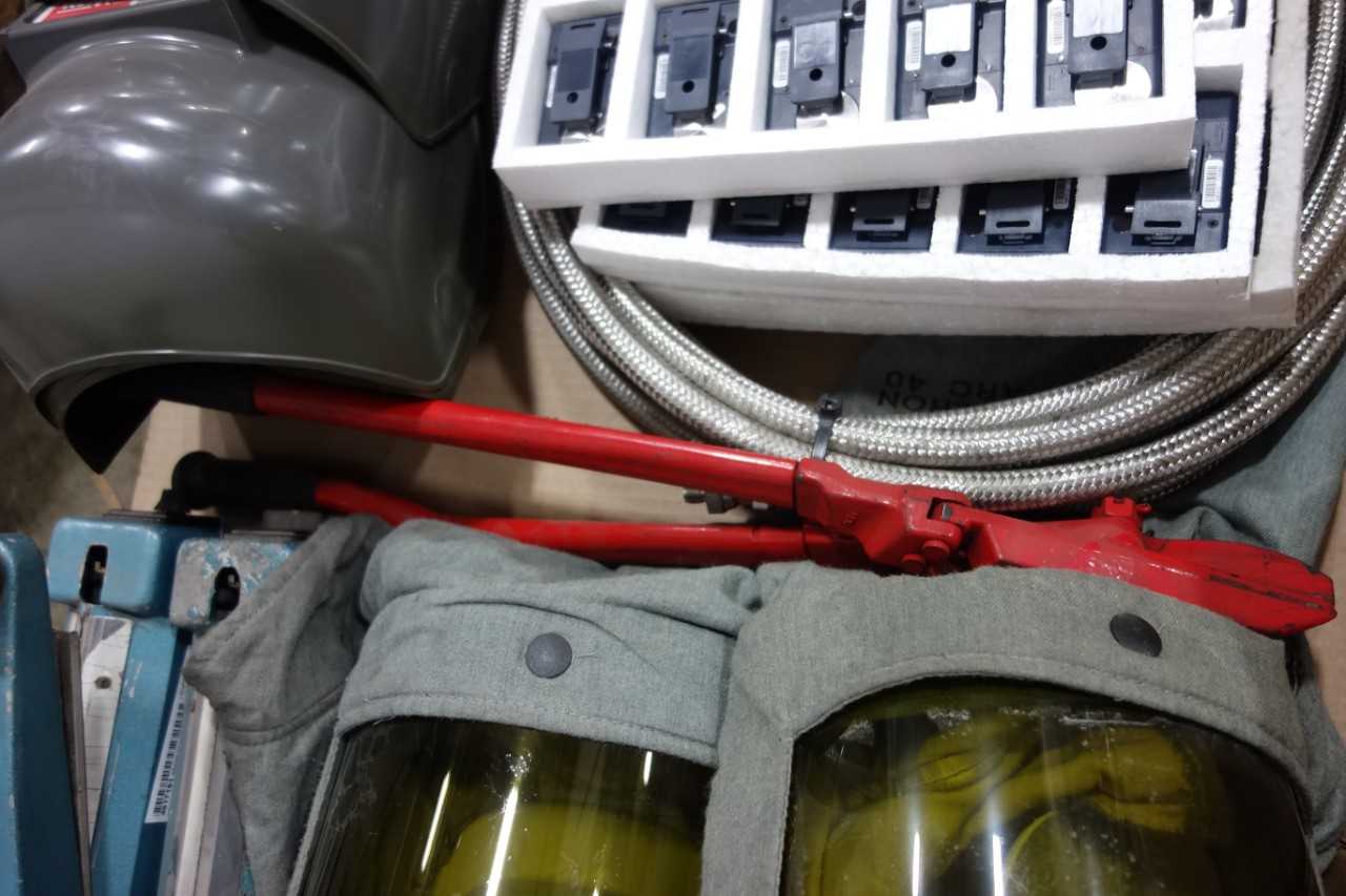 2 PALLETS OF ASSORTED MANUFACTURING SUPPLIES AND ACCESSORIES - ELECTRICAL COMPONENTS