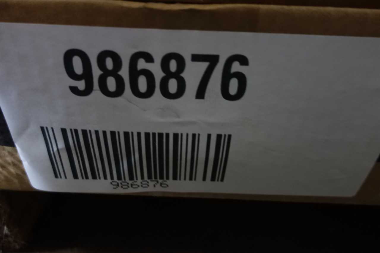 PALLET OF EMERSON APPLETON MERCMASTER III LUMINAIRES LIGHT FIXTURES - LIGHTING