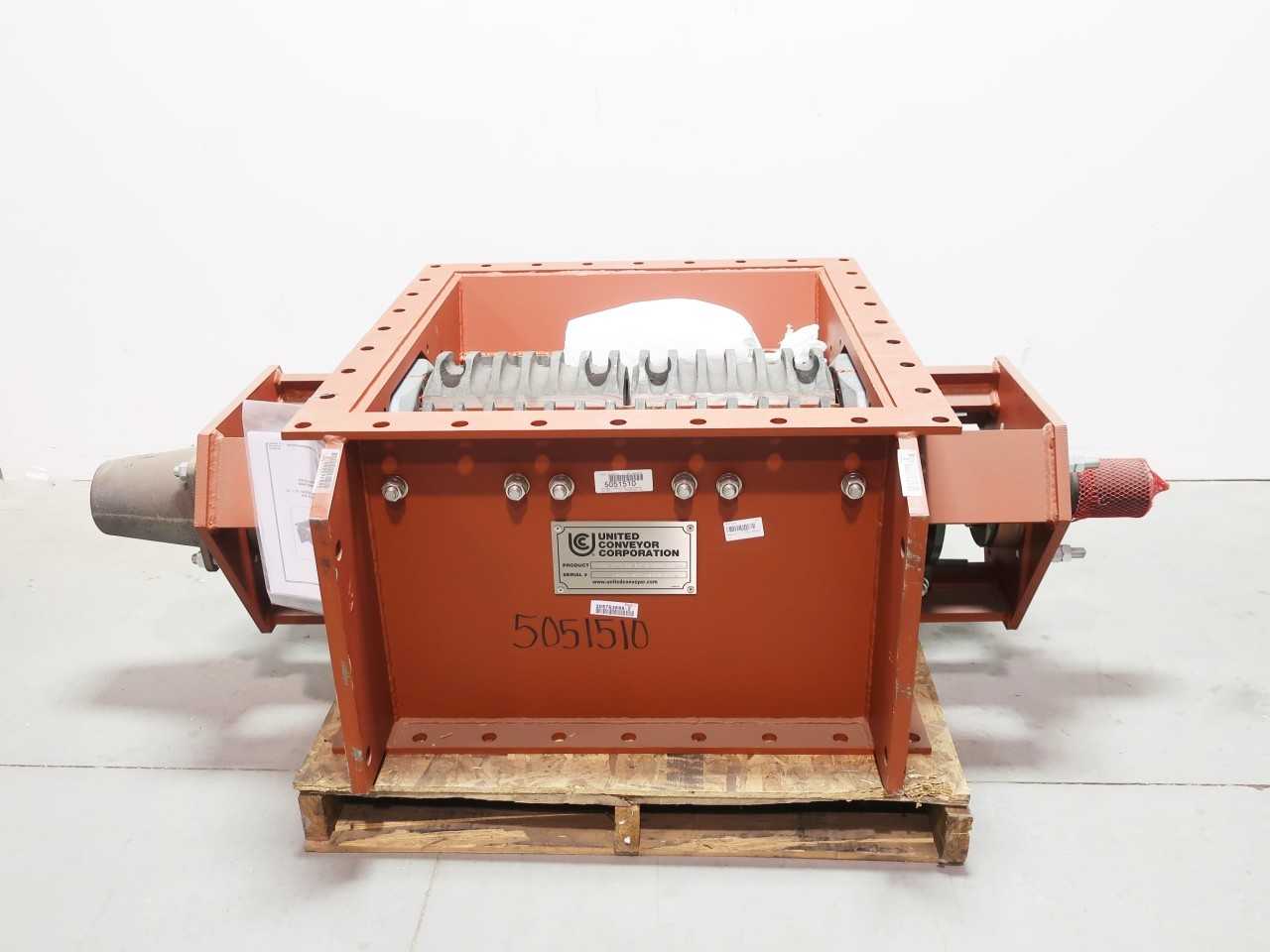 LOT OF 1 33IN X 30IN CLINKER GRINDER CRUSHER BASIC FLT SL - GRINDING MACHINES