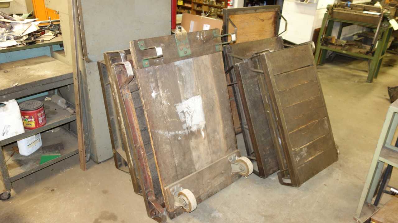 LOT OF 9 WOODEN PALLET PLATFORMS - MATERIAL HANDLING