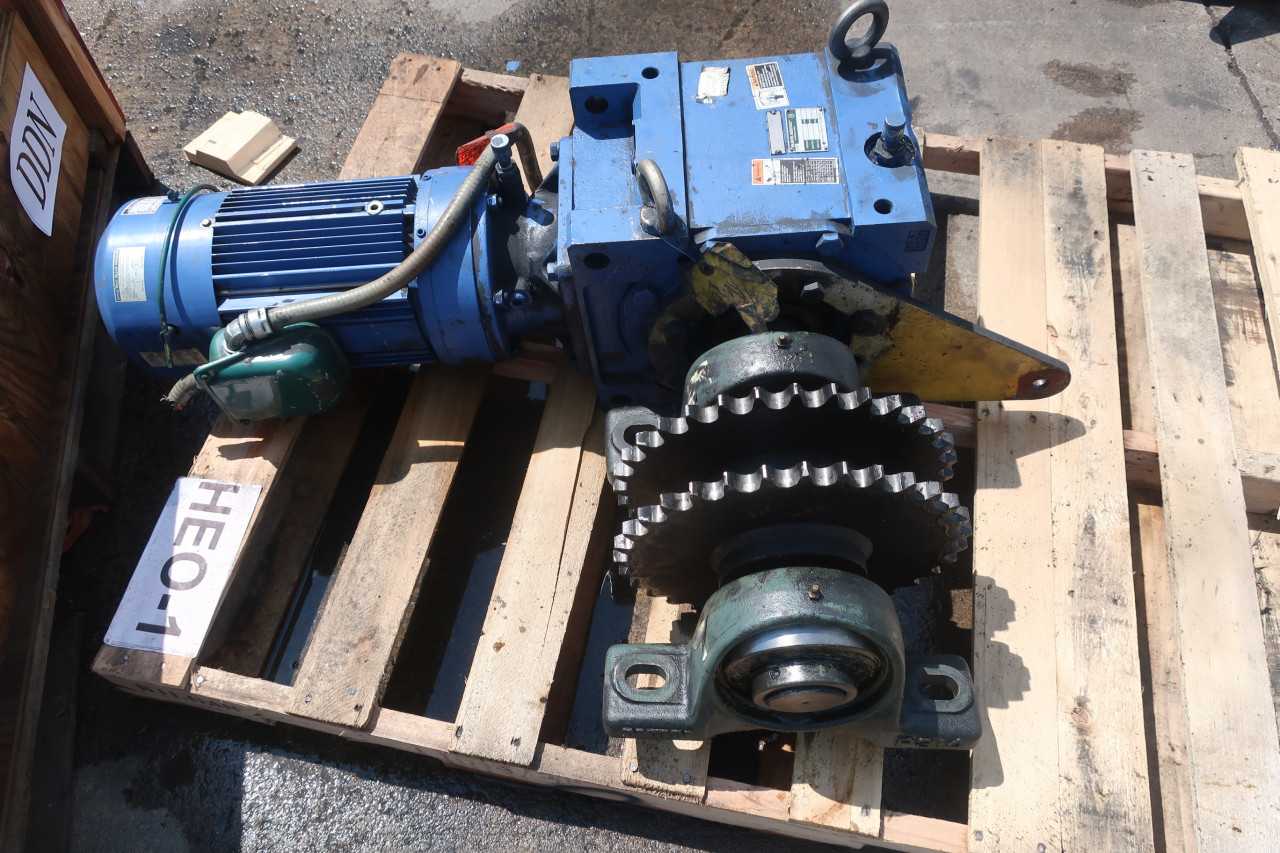SUMITOMO LHYMS5-3C145MC-Y3-B-39 GEAR REDUCER - GEAR REDUCERS