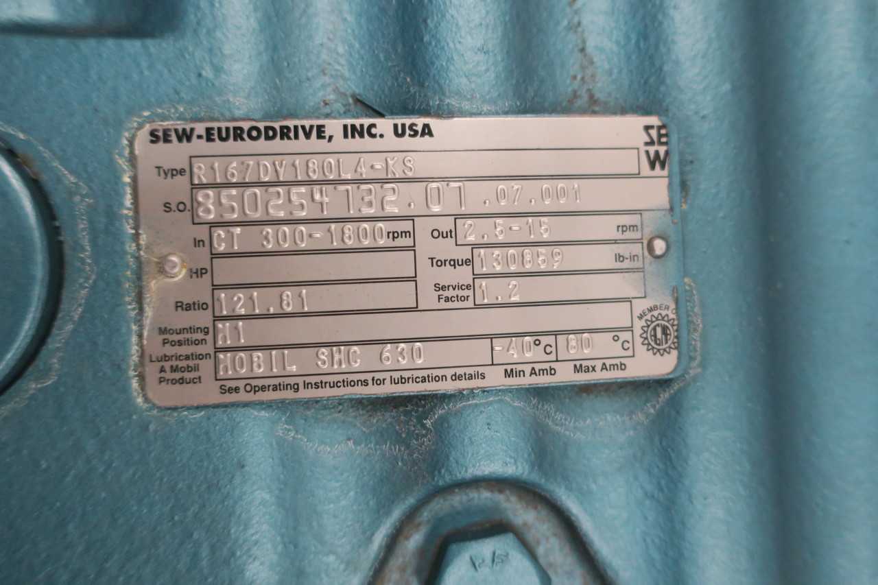 NEW SEW EURODRIVE DFV180L4-KS R167DV180L4-KS 121.8:1 30HP GEAR MOTOR - GEAR REDUCERS