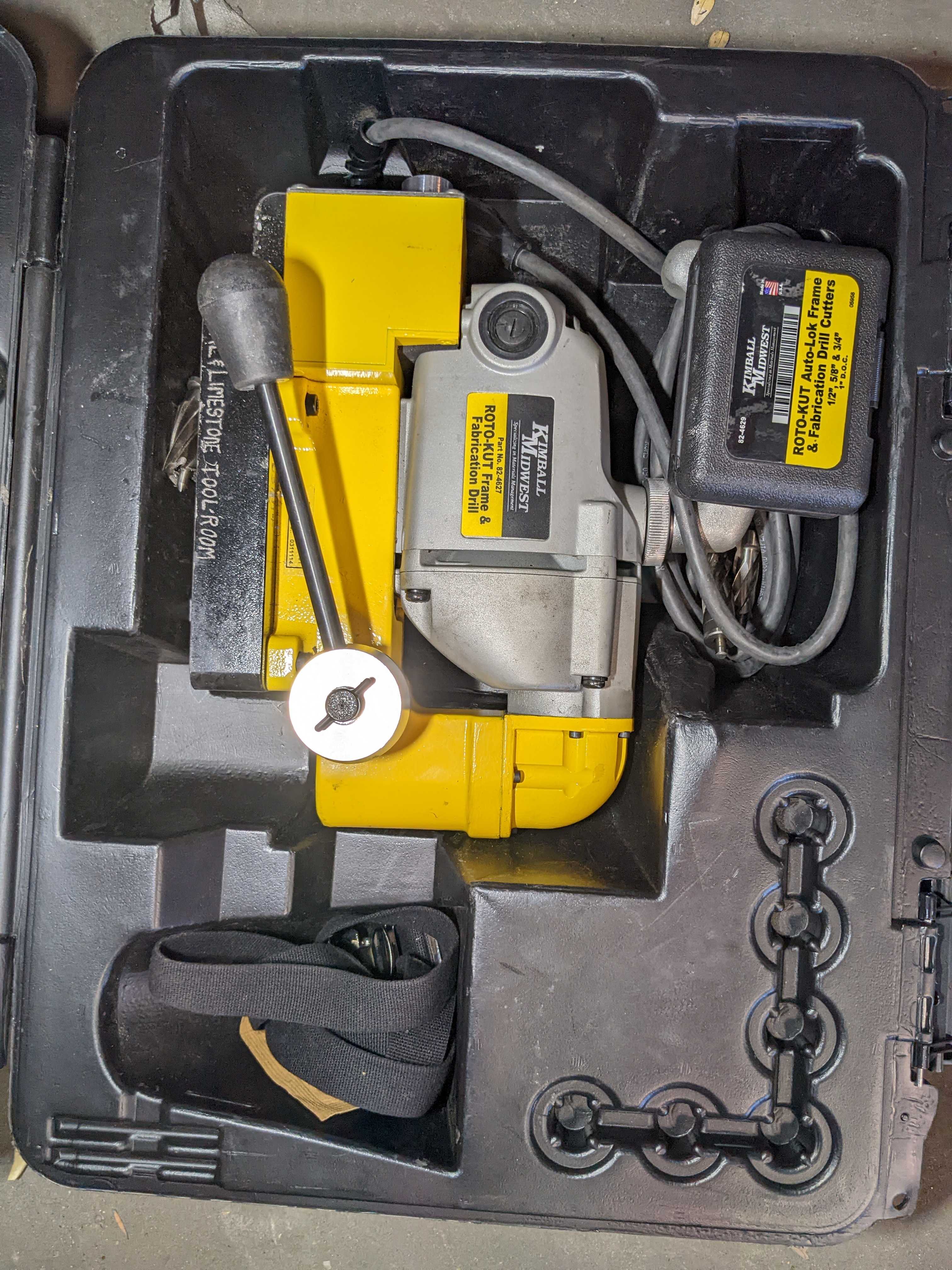 FABRICATION DRILL - DRILLING MACHINES