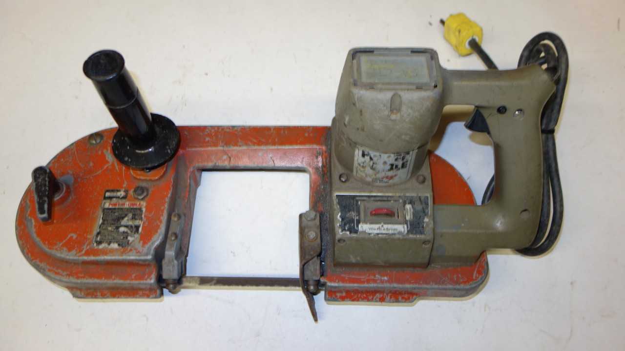 LOT OF 2 PORTER CABLE 7724 VARIABLE SPEED PORTA BAND SAWS 6AMP - ELECTRIC POWER TOOLS