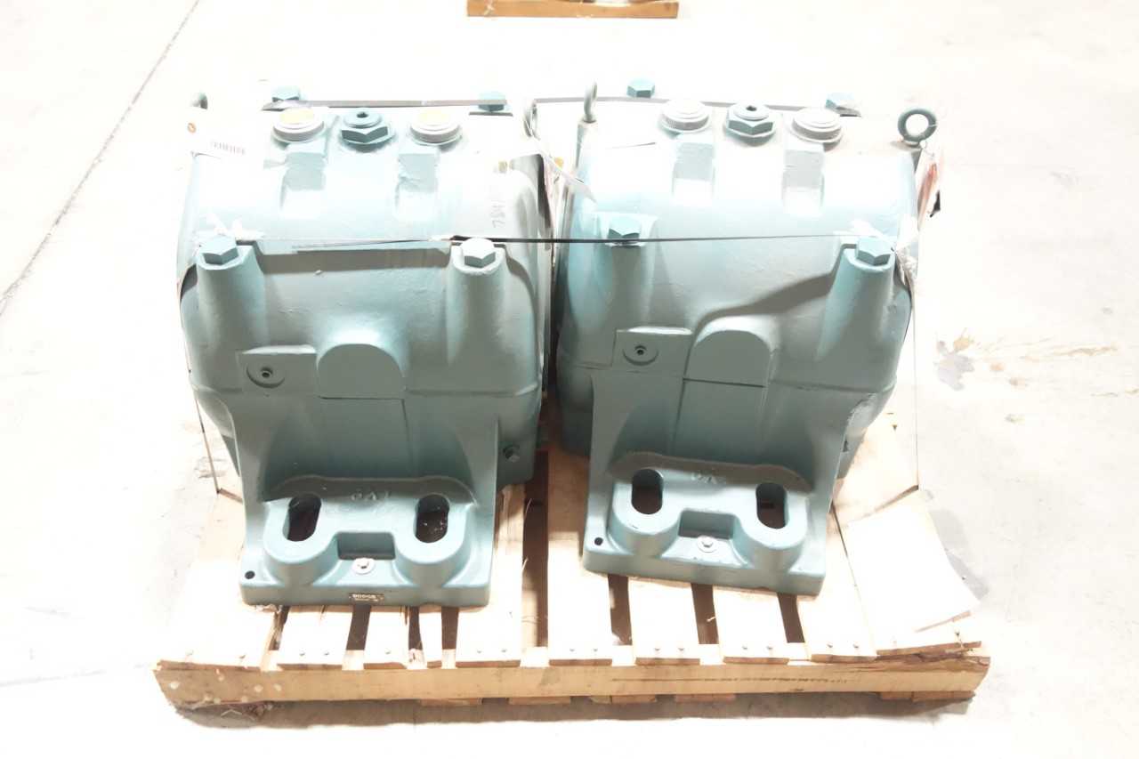 LOT OF 2 DODGE  784A96  9 IN SLEEVOIL BEARING HOUSINGS - BEARINGS