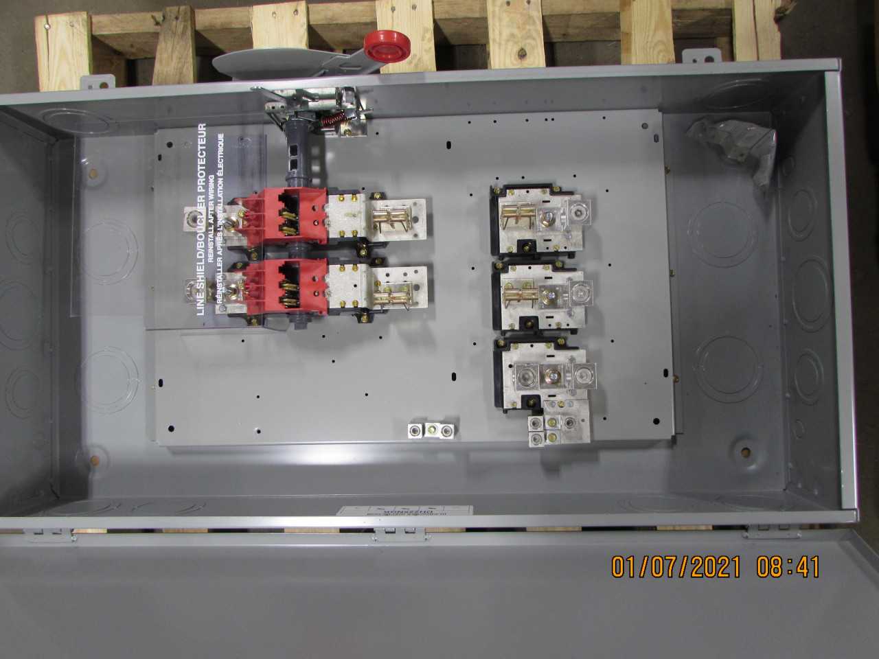 Eaton Safety Switch - ELECTRICAL COMPONENTS