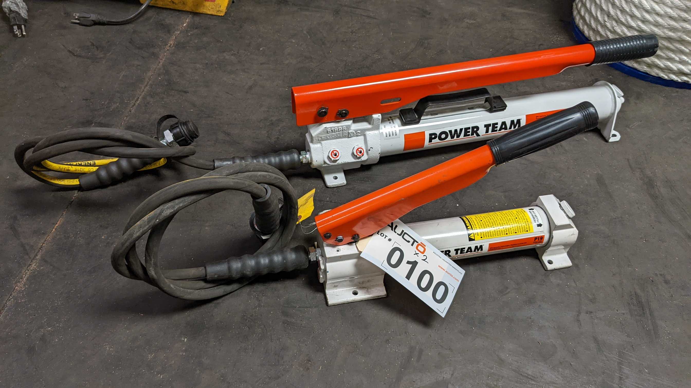 LOT OF 2 HYDRAULOIC PUMPS - ELECTRIC POWER TOOLS