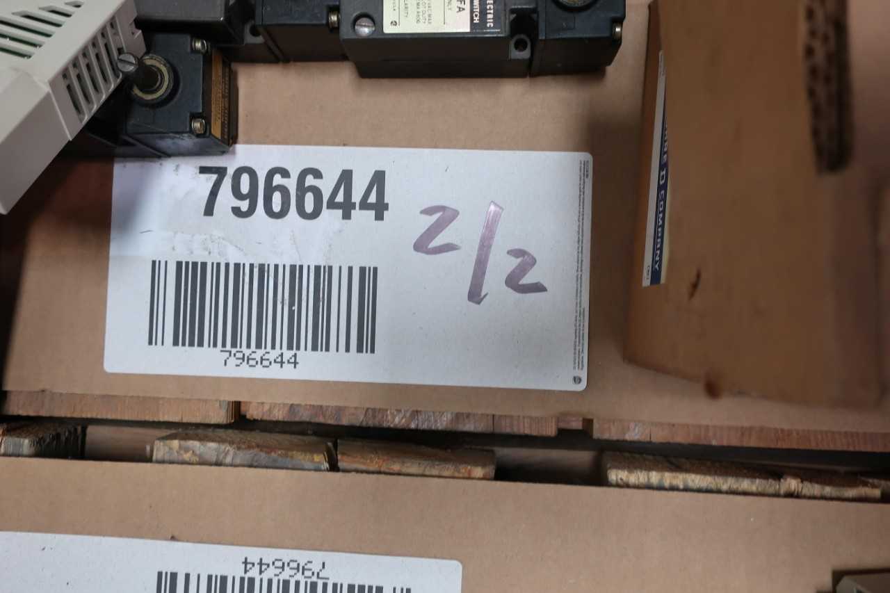 2 PALLETS OF ASSORTED AUTOMATION AND CONTROLS - INDUSTRIAL PARTS