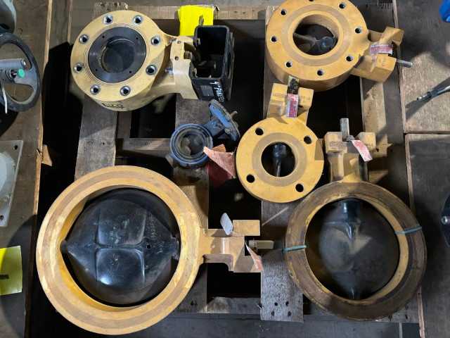Bulk Lot of Valves & MRO Including Rosemount, NGK, Edwards, Nil-Cor, Fisher - QTY 6 Pallets - INDUSTRIAL PARTS
