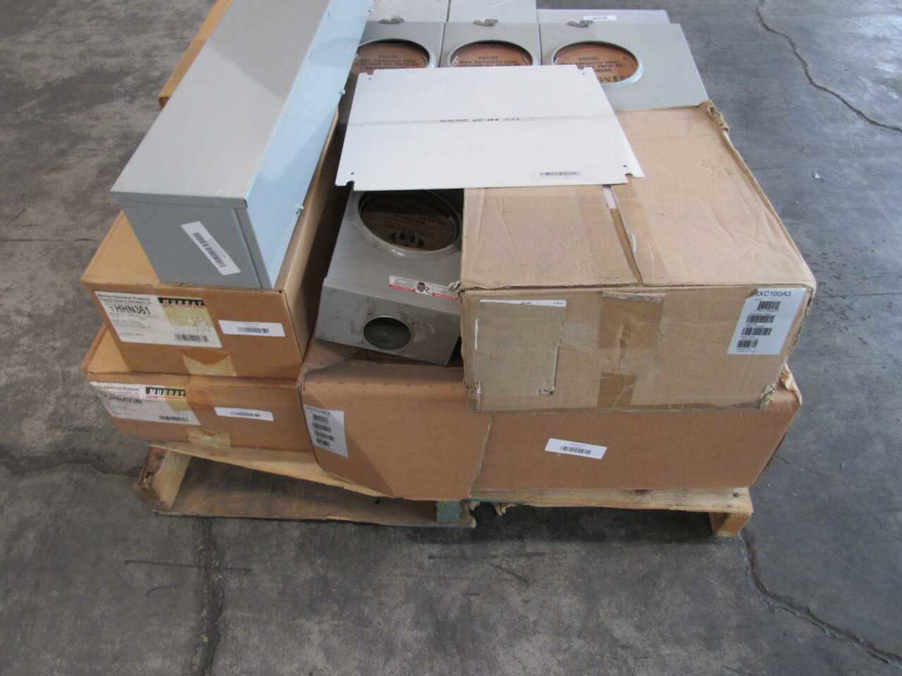 Pallet of 22x Assorted Electrical Enclosures, Switches, Electrical Panel/Loadcenter/Switchboards - ELECTRICAL COMPONENTS