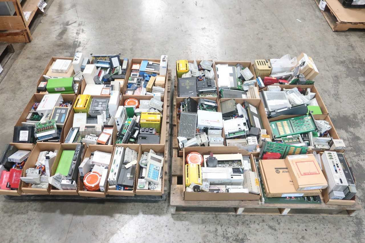2 PALLETS OF ASSORTED ELECTRICAL MODULES, RELAYS, CIRCUIT BOARDS, CONTROLLERS - ALLEN BRADLEY, MODICON - AUTOMATION & CONTROLS