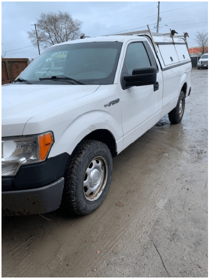 2014 FORD F150 XLT 4X2 REG. CAB SHORT BOX PICKUP TRUCK WITH TOPPER - HYDRO EXCAVATOR TRUCKS
