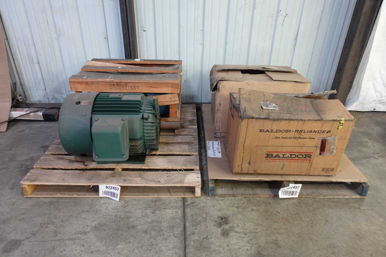 LOT OF 4 AC ELECTRIC MOTORS - ELECTRIC MOTORS