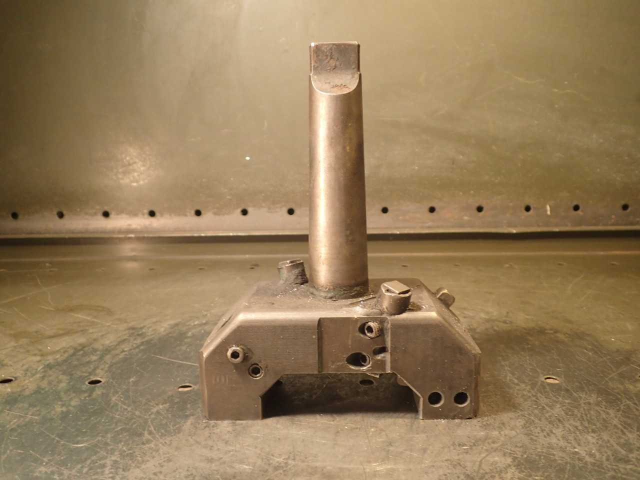Hollow Mill & 45 Dergee Chamfer Tool Holder: Morse Taper #4 Shank (MT4 4MT) - HOLEMAKING TOOLS