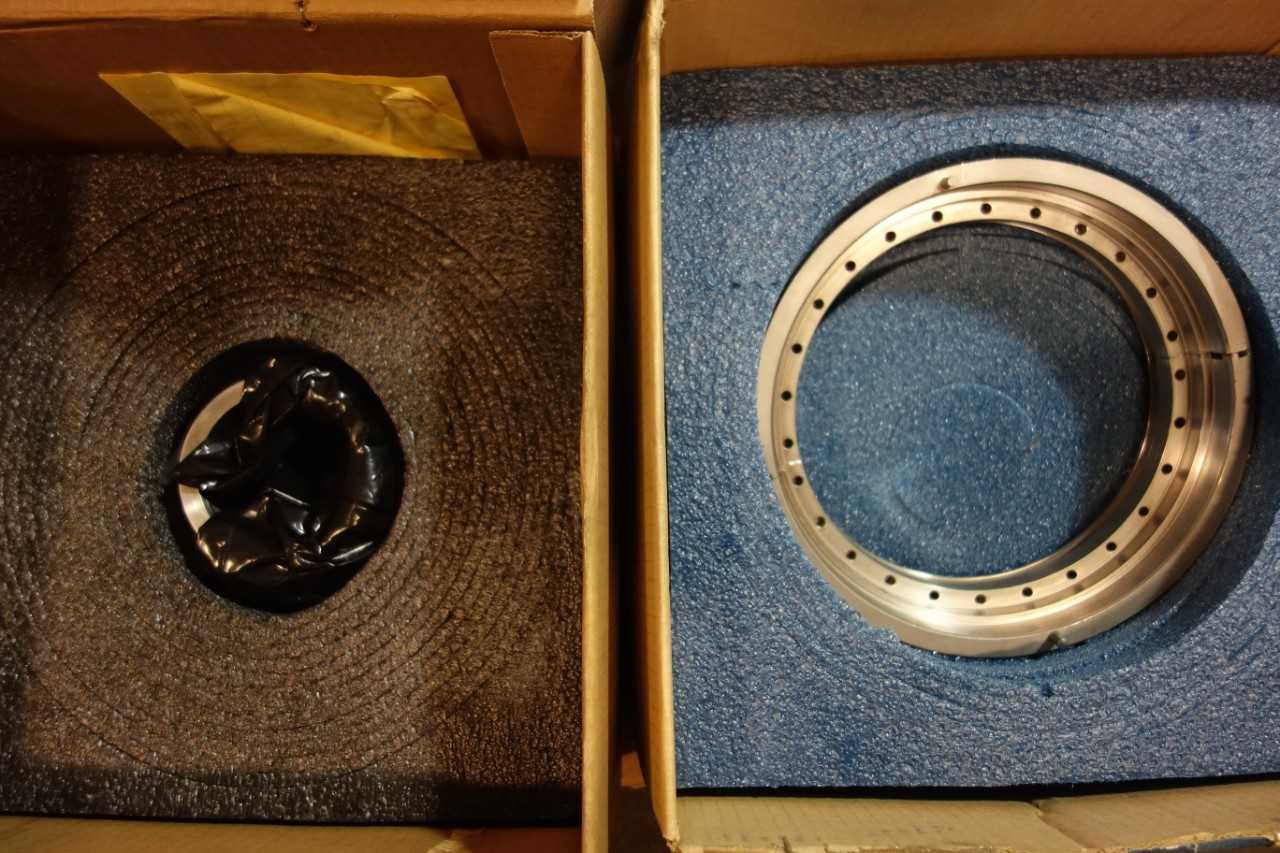 LOT OF 2 ASSORTED PUMP SEAL REPLACEMENT PARTS- JOHN CRANE - PUMPS