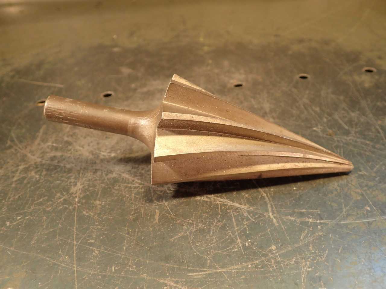 Cleveland Twist Drill 1/4 x 2" 30-Deg Inside Deburring Chamfer Cutter 1/2" Shank - HOLEMAKING TOOLS
