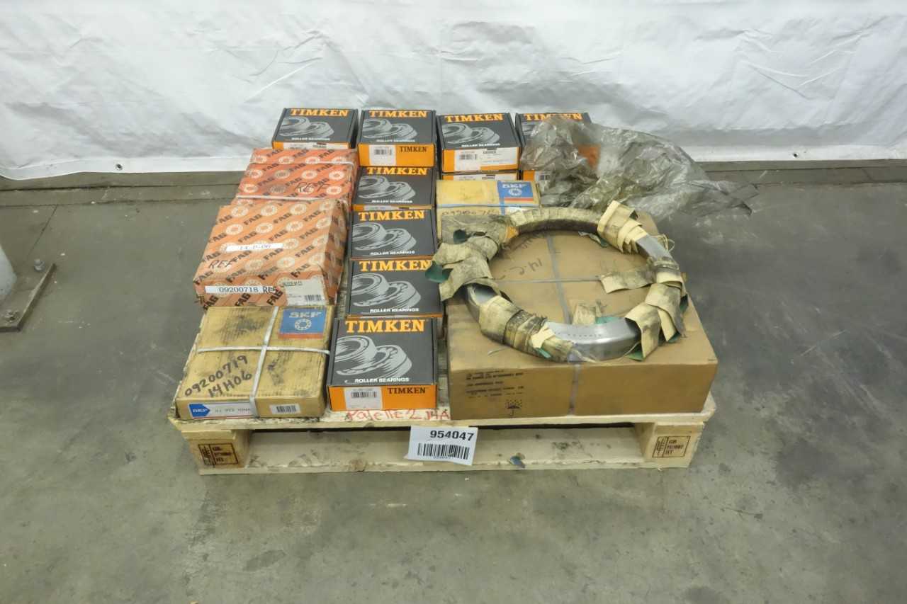 PALLET OF ASSORTED ROLLER BEARINGS - BEARINGS