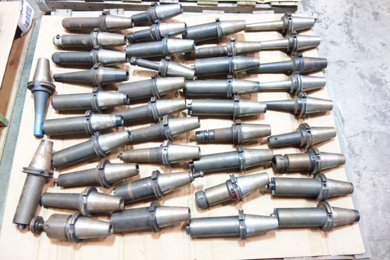 4 PALLETS OF ASSORTED TOOL HOLDERS - ELECTRIC POWER TOOLS