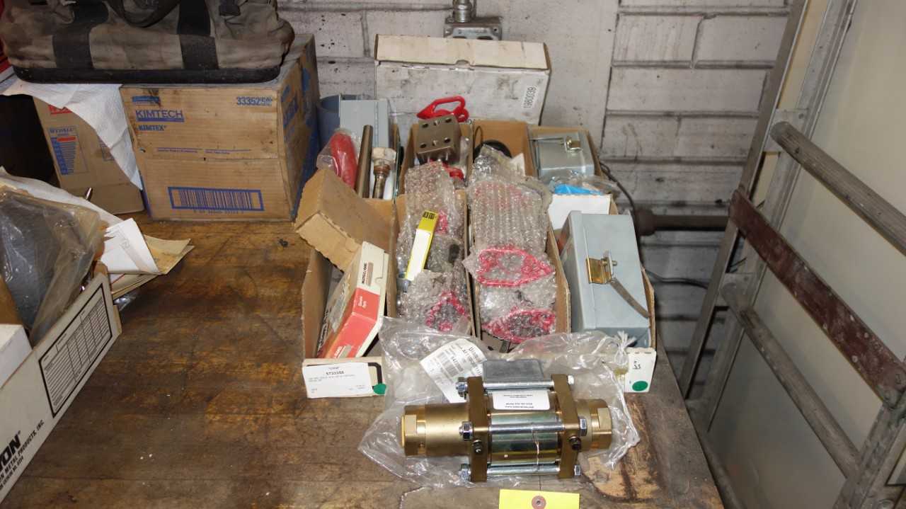 LOT OF 4 TOTES OF ASSORTED VALVE REPLACEMENT PARTS - VALVES