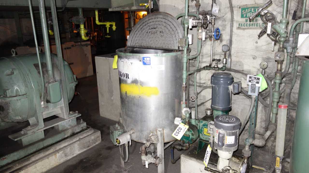 STEEL MEKOR TANK (DRAINED) - PROCESS EQUIPMENT