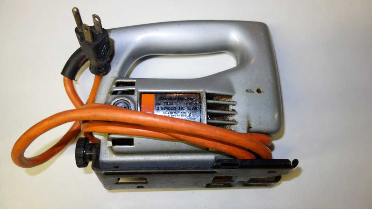 BLACK & DECKER 7535 2 SPEED JIG SAW - ELECTRIC POWER TOOLS