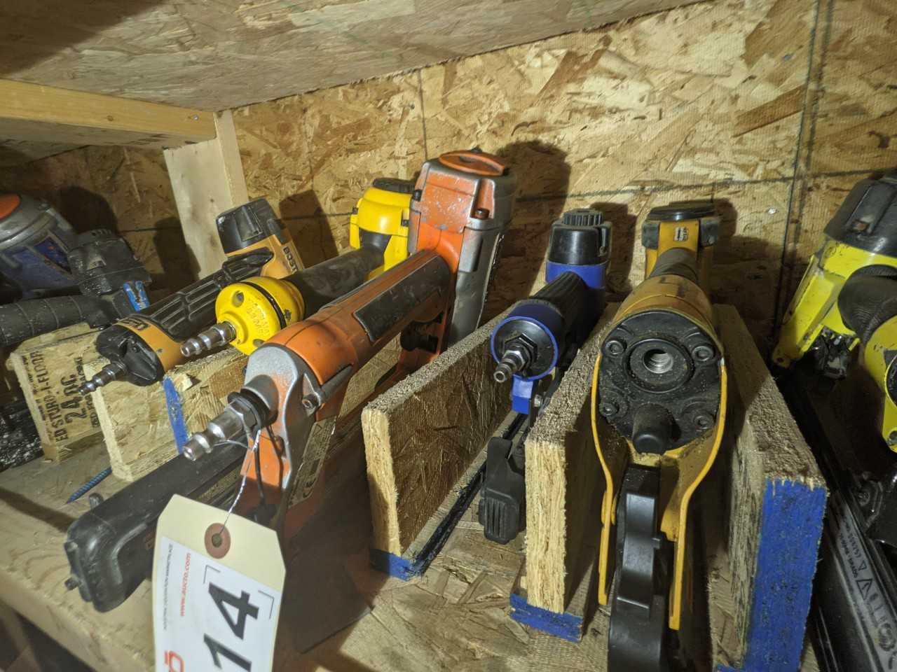 Lot of 9 finishing nail gun - ELECTRIC POWER TOOLS