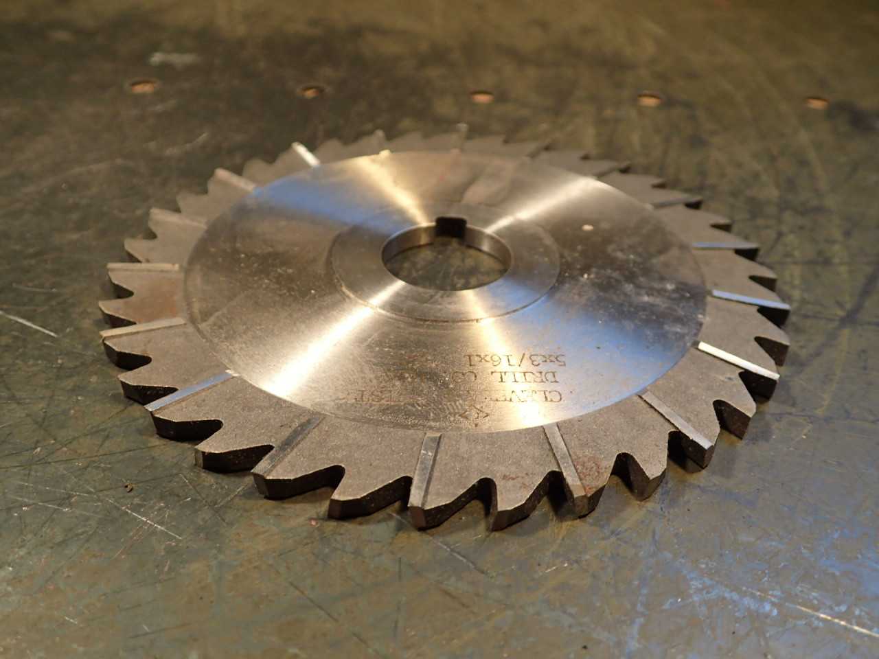 Cleveland Twist Drill 3/16" x 5"x 1" Arbor Hole Staggered Tooth Side Mill Cutter - MILLING TOOLS