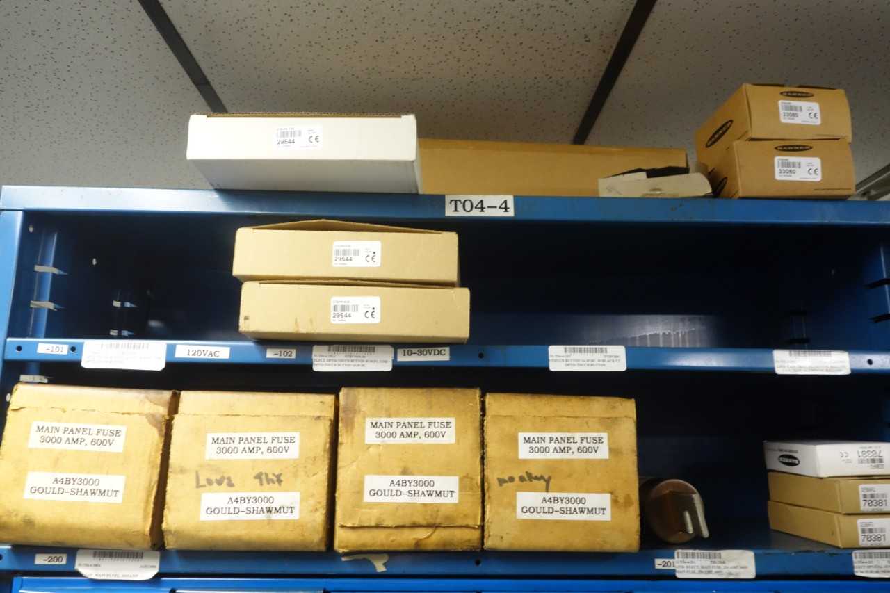 Contents of 1x section shelving - SHELVING
