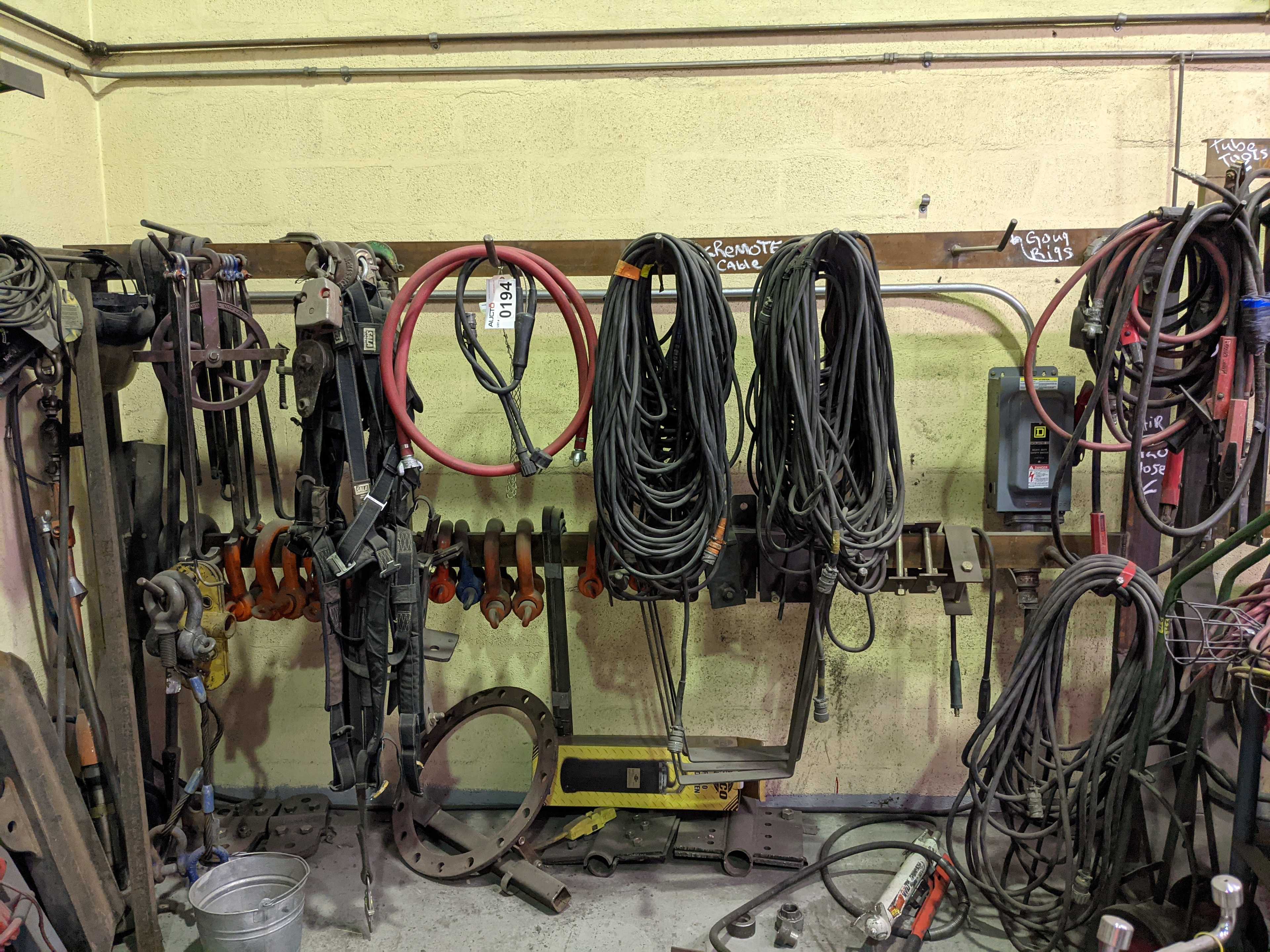 ASSORTED CLEVIS, SAFETY HARNESS, ELECTRIC CORDS - INDUSTRIAL PARTS ASSORTED CLEVIS, SAFETY HARNESS, ELECTRIC CORDS - INDUSTRIAL PARTS