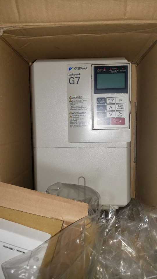 Lot of Yaskawa Frequency Drive, SMVector Lenze Ac Tech Drive - MOTOR DRIVES