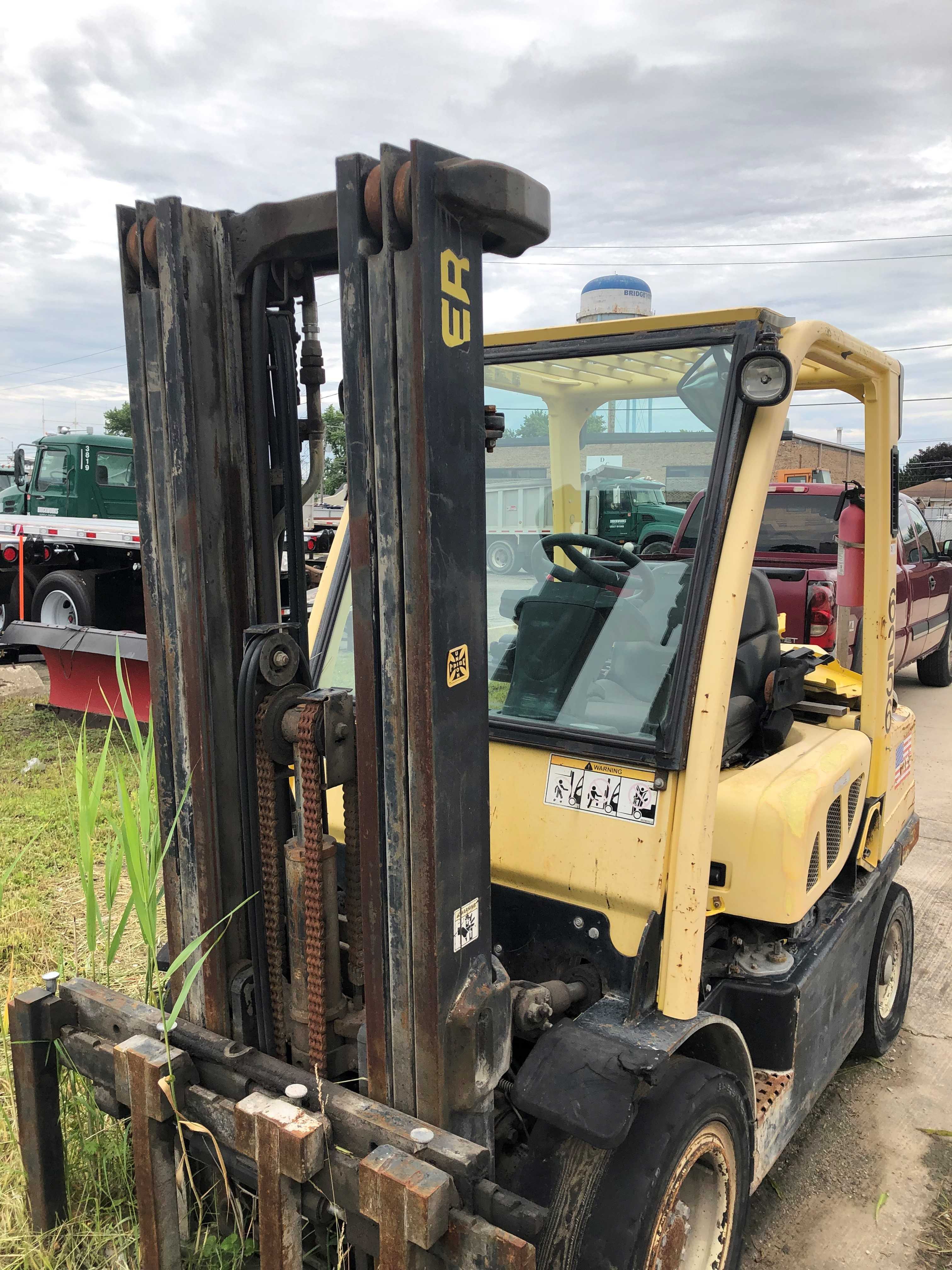 2005 HYSTER H60FT SIT-DOWN FORKLIFT