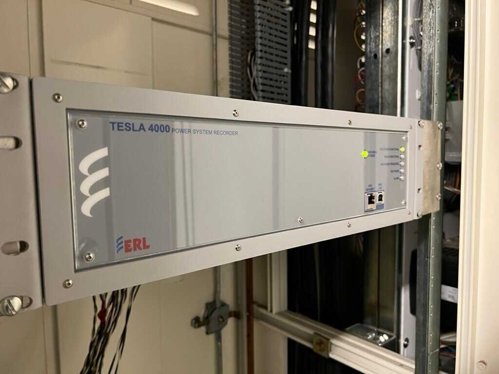 TESLA 4000 power system recorder - ELECTRICAL COMPONENTS