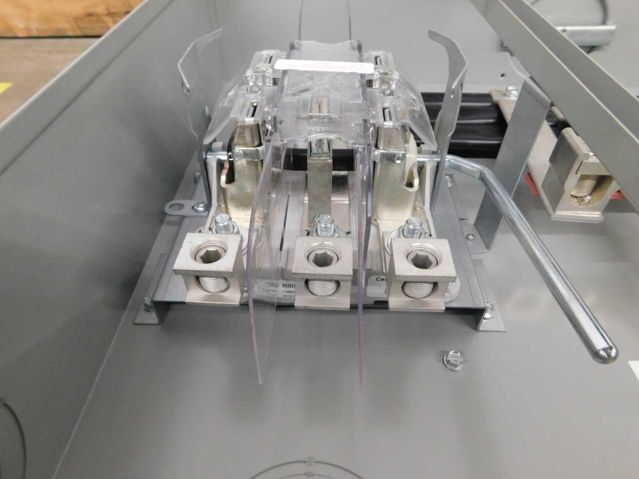 Quantity of 1x UT2H52353UCH Electrical Enclosures - ELECTRICAL ENCLOSURES