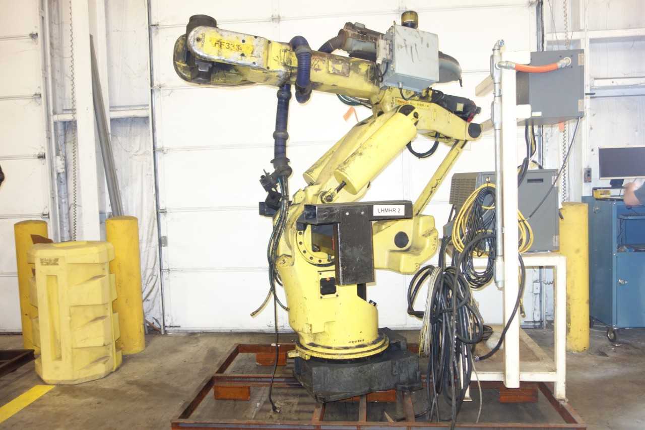 GE FANUC S-420iW ROBOT WITH R-J2 CONTROLLER - INDUSTRIAL ROBOTS
