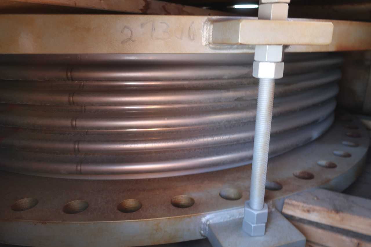 1X Crate Of Large Stainless Expansion Joint - MISCELLANEOUS