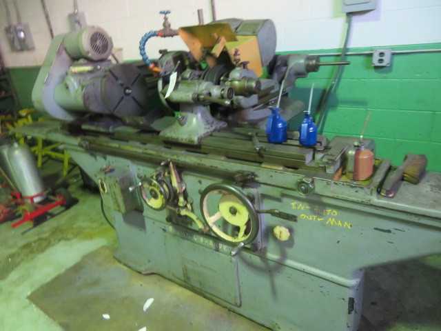 Brown & Sharpe No. 3 OD/ID grinder - SURFACE GRINDERS