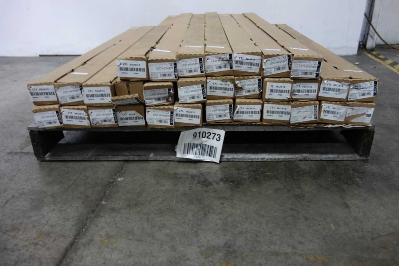 LOT OF 31 LITHONIA LIGHTING 4FT LED LIGHT FIXTURE - LIGHTING