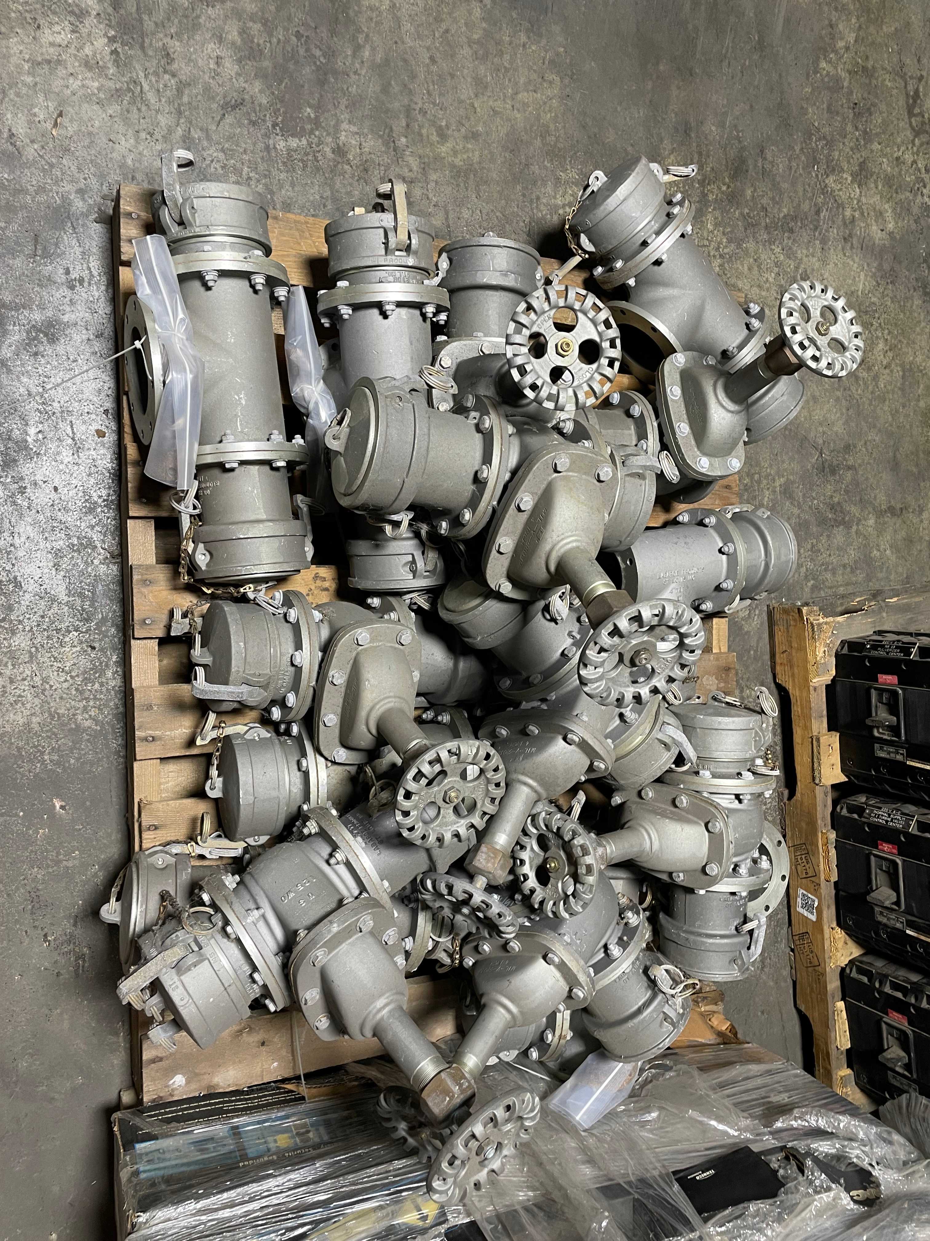 QTY 17 - LABARGE SCREW VALVE WITH CAM-LOCK COUPLINGS AND CAPS - VALVES & PLUMBING