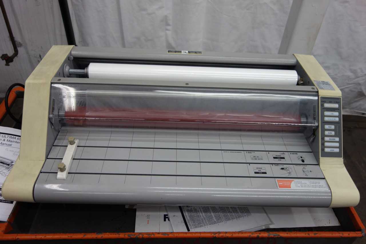 GBC ULTIMA 65 THERMAL ROLL LAMINATOR WITH MANUAL ON PLASTIC MOBILE CART - ROLLING CARTS