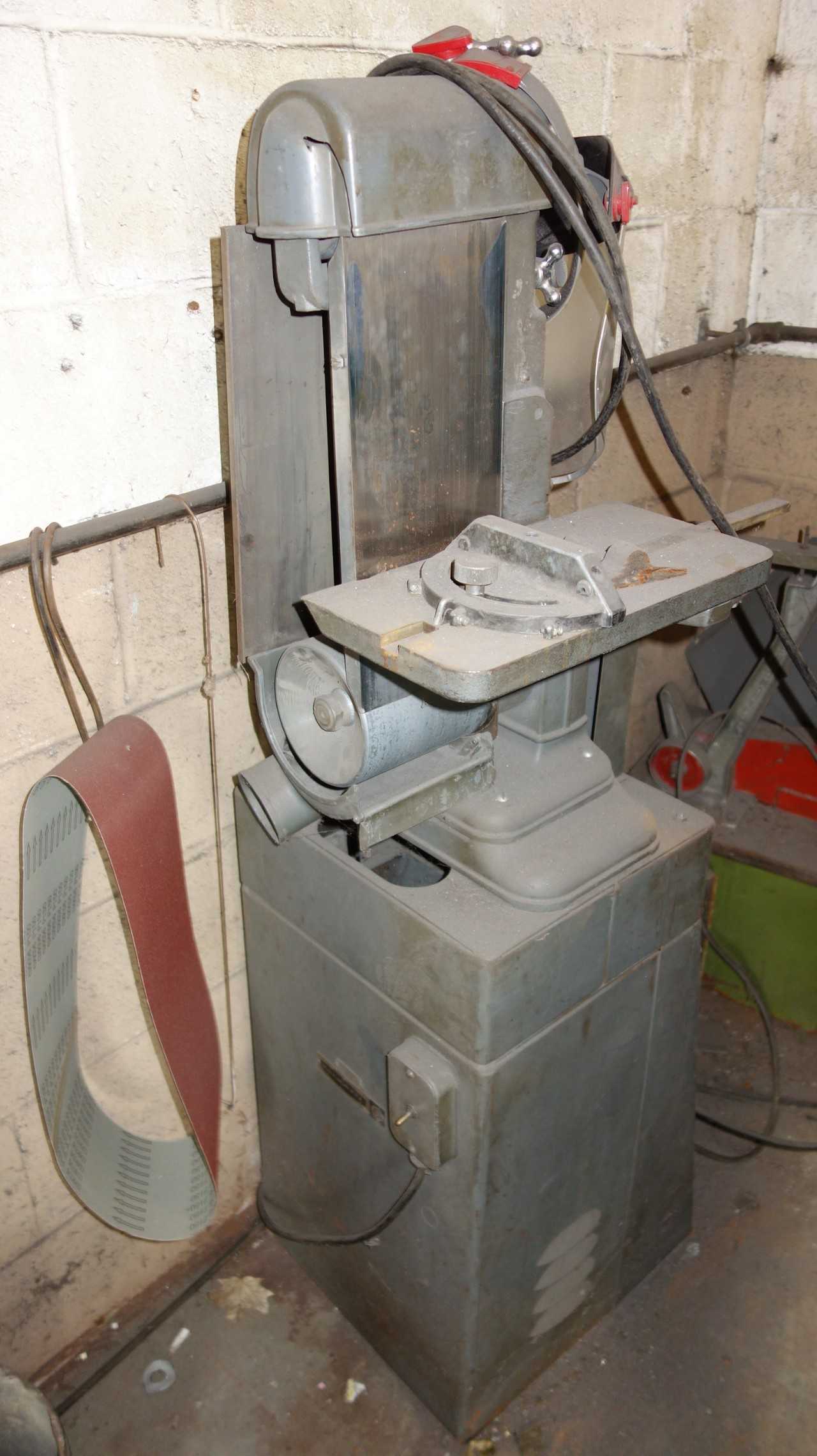 DELTA ROCKWELL SANDER GRINDER - GRINDING MACHINES
