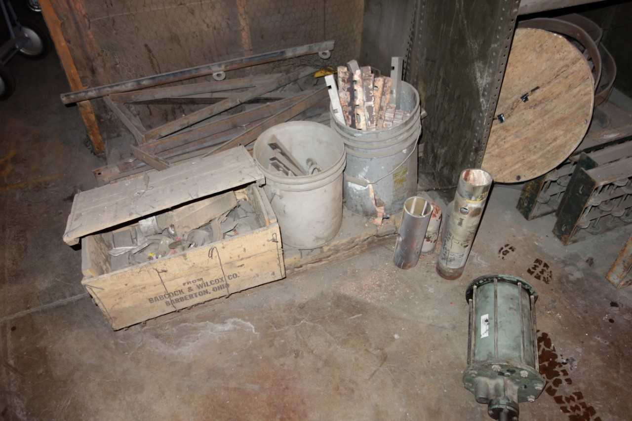 LOT OF ASSORTED SCRAP - ELECTRIC POWER TOOLS