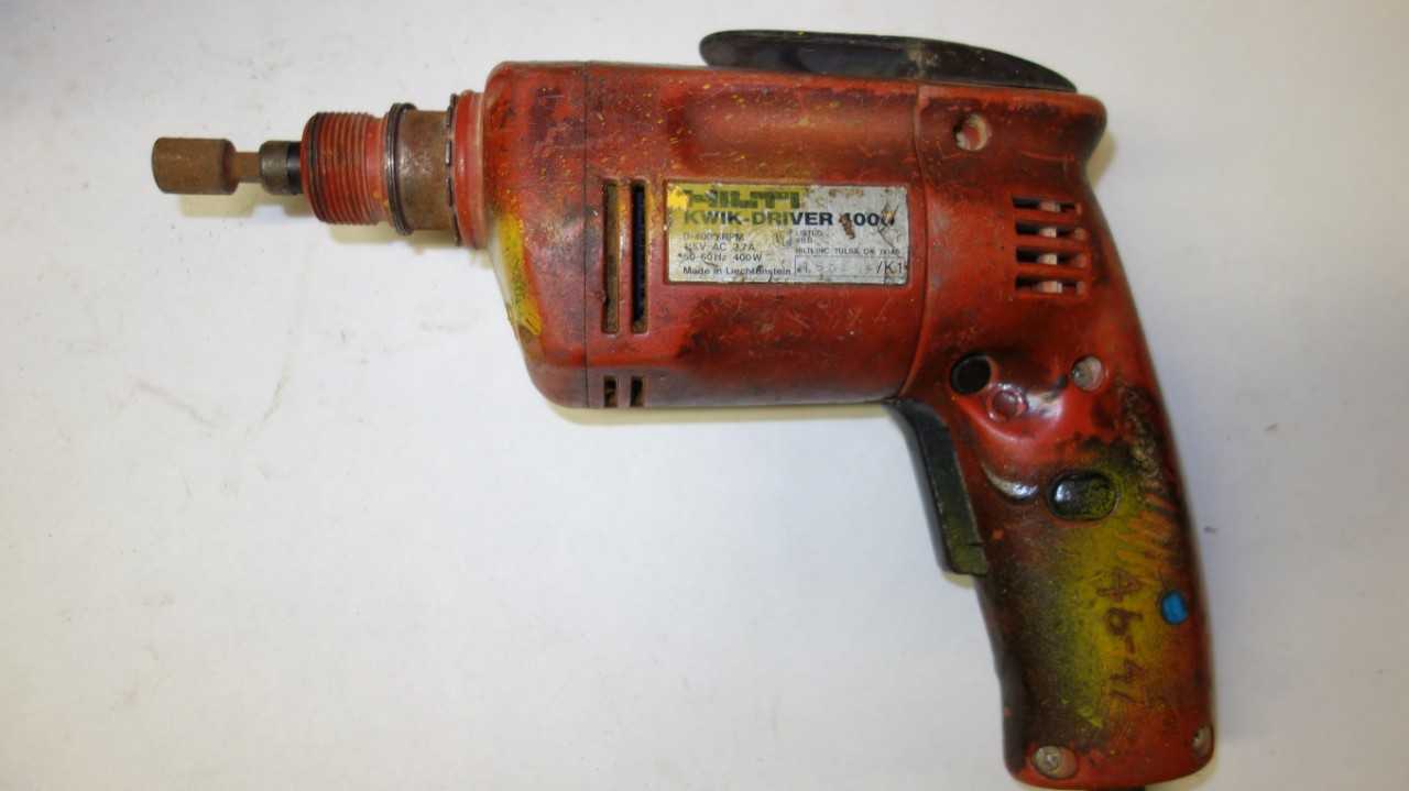 LOT OF 3 ASSORTED CORDED SCREW GUN DRILLS - ELECTRIC POWER TOOLS