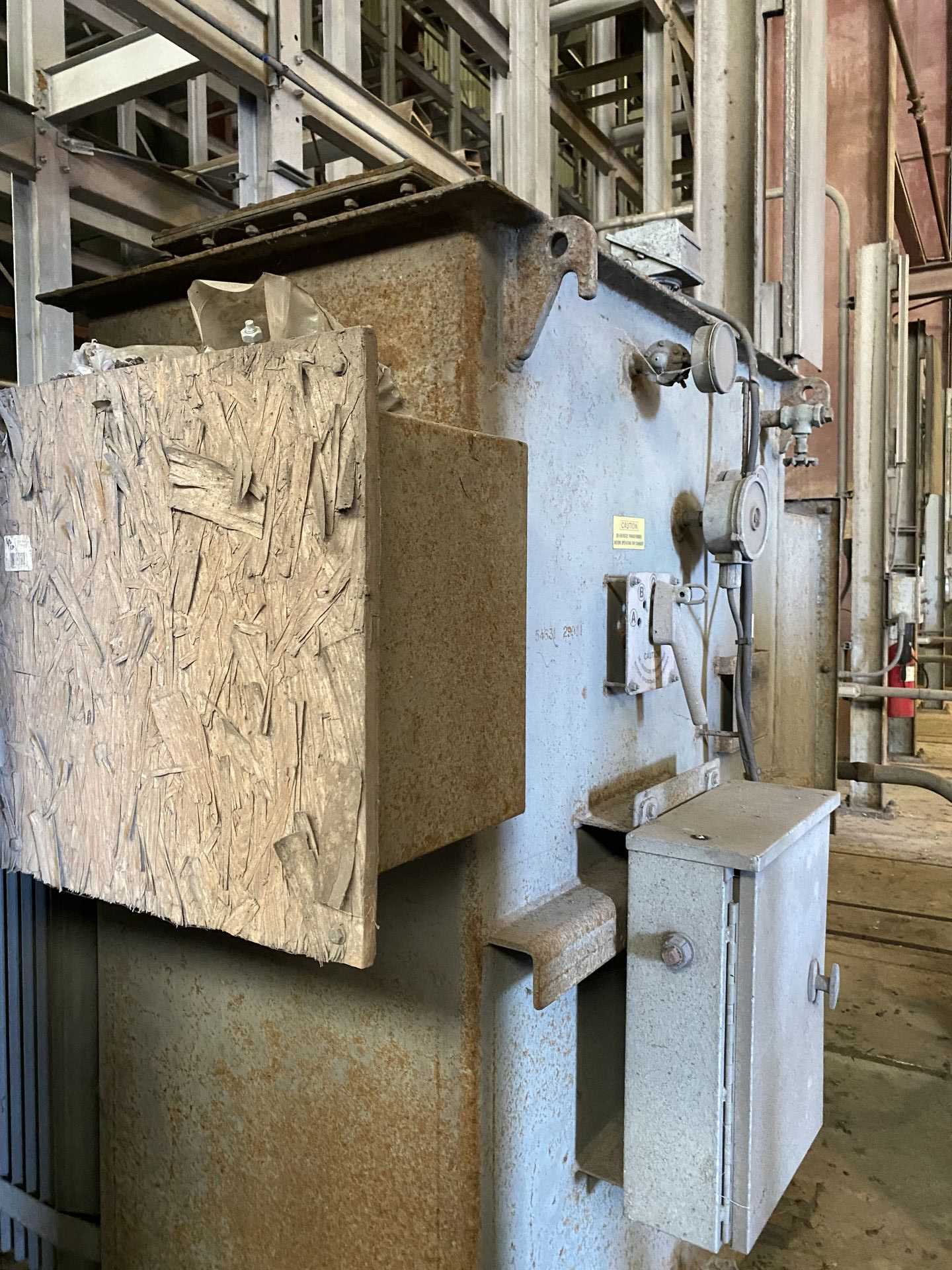 NIAGARA 1176KVA OIL FILLED POWER DISTRIBUTION TRANSFORMER - OIL FILLED TRANSFORMERS