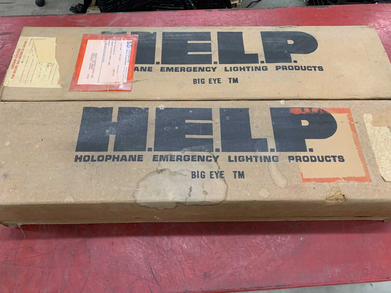 LOT OF 2 NEW EAGLE HELP LIGHTS WITH BATTERY - ELECTRICAL COMPONENTS