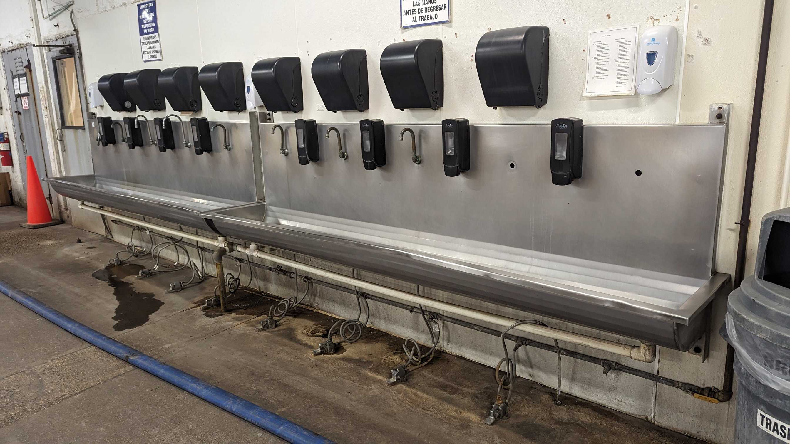 Bulk Lot of Hand Wash Stations - QTY 2 - HAND TOOLS