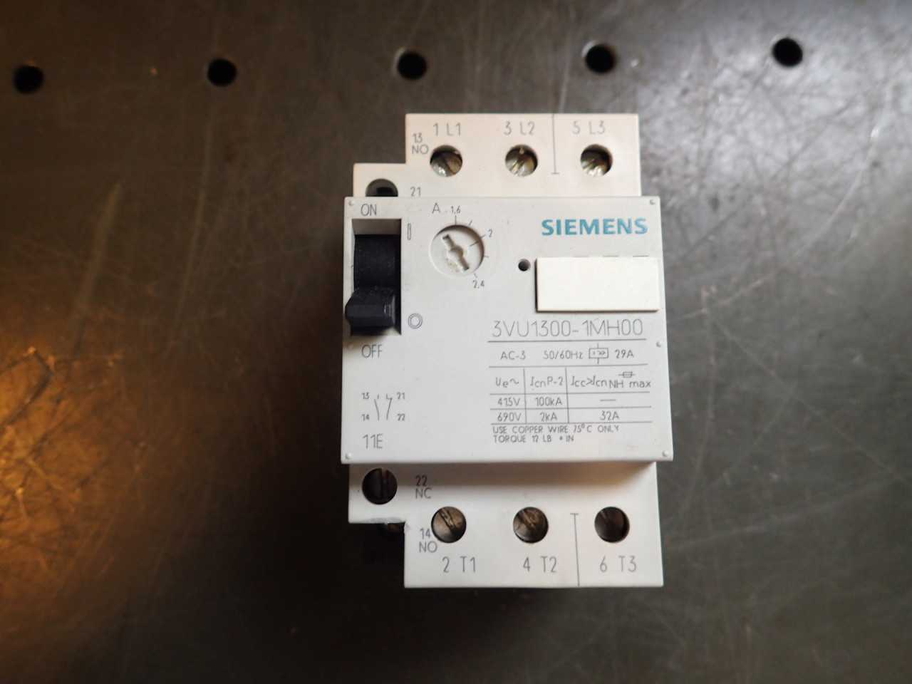 Siemens 3VU1300-1MH00 Rail Mount Circuit Breaker Motor Protector 3ph 29A - CIRCUIT BREAKERS