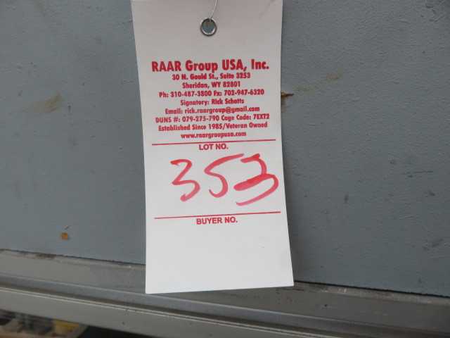 Cart full of items, Lot - MISCELLANEOUS
