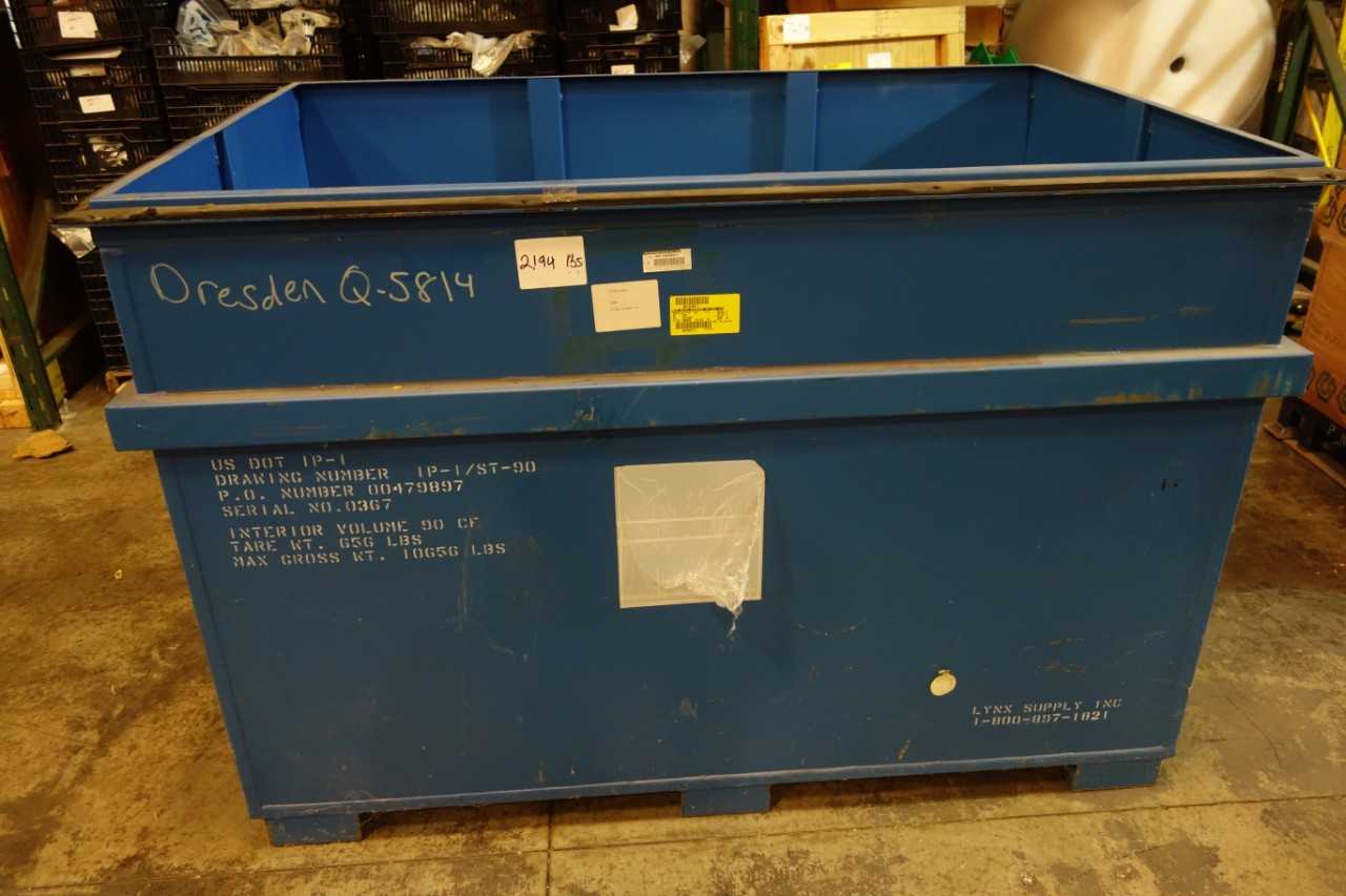 BLUE STEEL STORAGE BIN ENCLOSURE 72X46X47IN - SHELVING